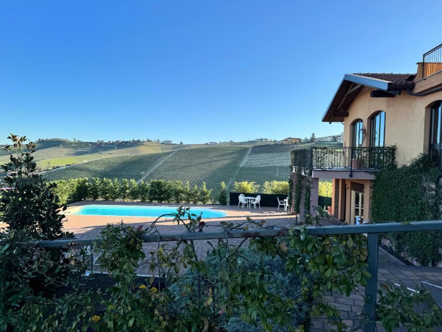 Panoramic Villa Garassino - Country Rooms And Fine Restaurant Треїзо Екстер'єр фото