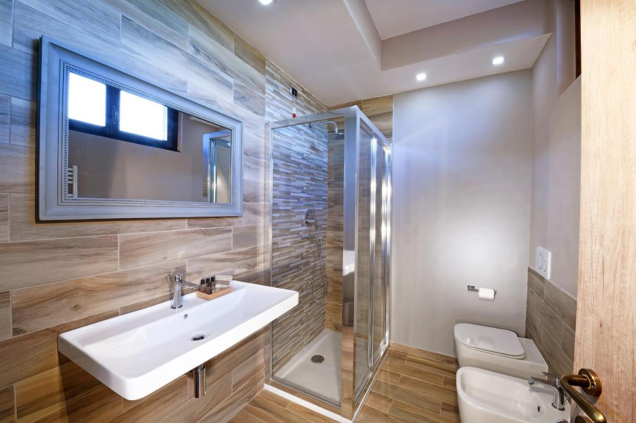 Panoramic Villa Garassino - Country Rooms And Fine Restaurant Треїзо Екстер'єр фото