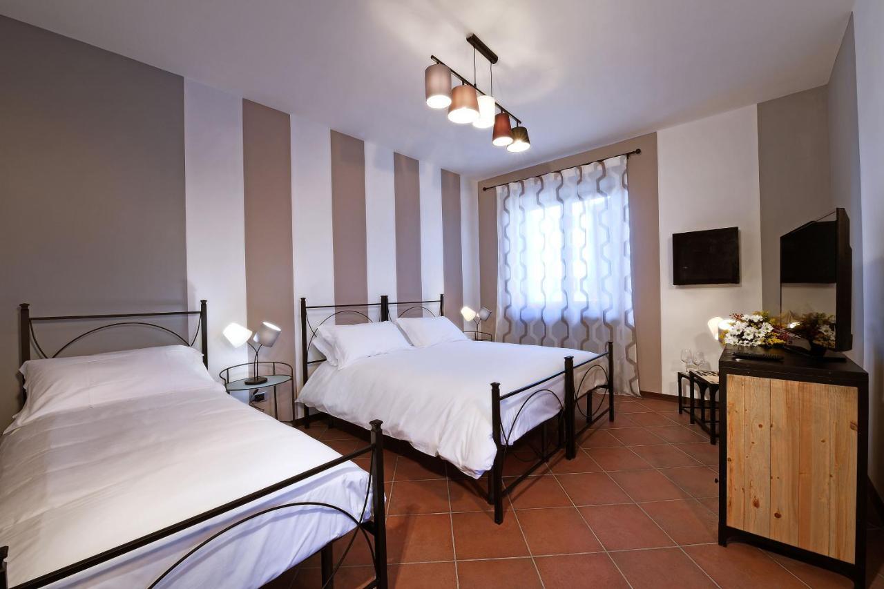 Panoramic Villa Garassino - Country Rooms And Fine Restaurant Треїзо Екстер'єр фото