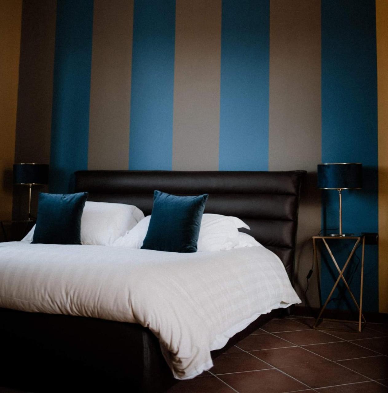 Panoramic Villa Garassino - Country Rooms And Fine Restaurant Треїзо Екстер'єр фото
