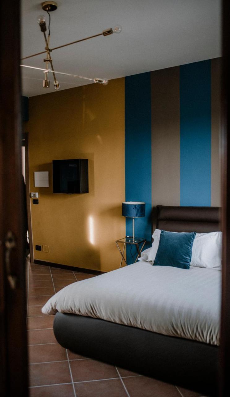 Panoramic Villa Garassino - Country Rooms And Fine Restaurant Треїзо Екстер'єр фото
